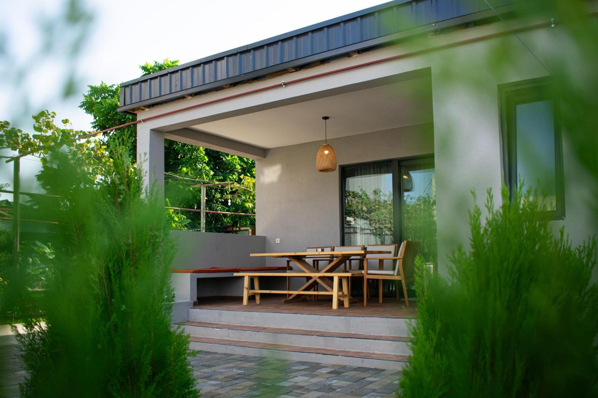 Kiwi Georgia Villa Koboeleti Buitenkant foto